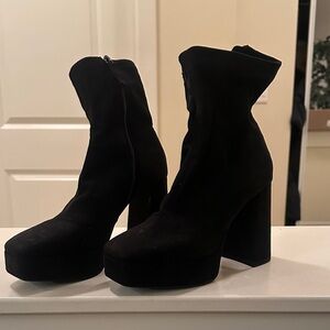 Zara Black Ankle Boots with Chunky Heel